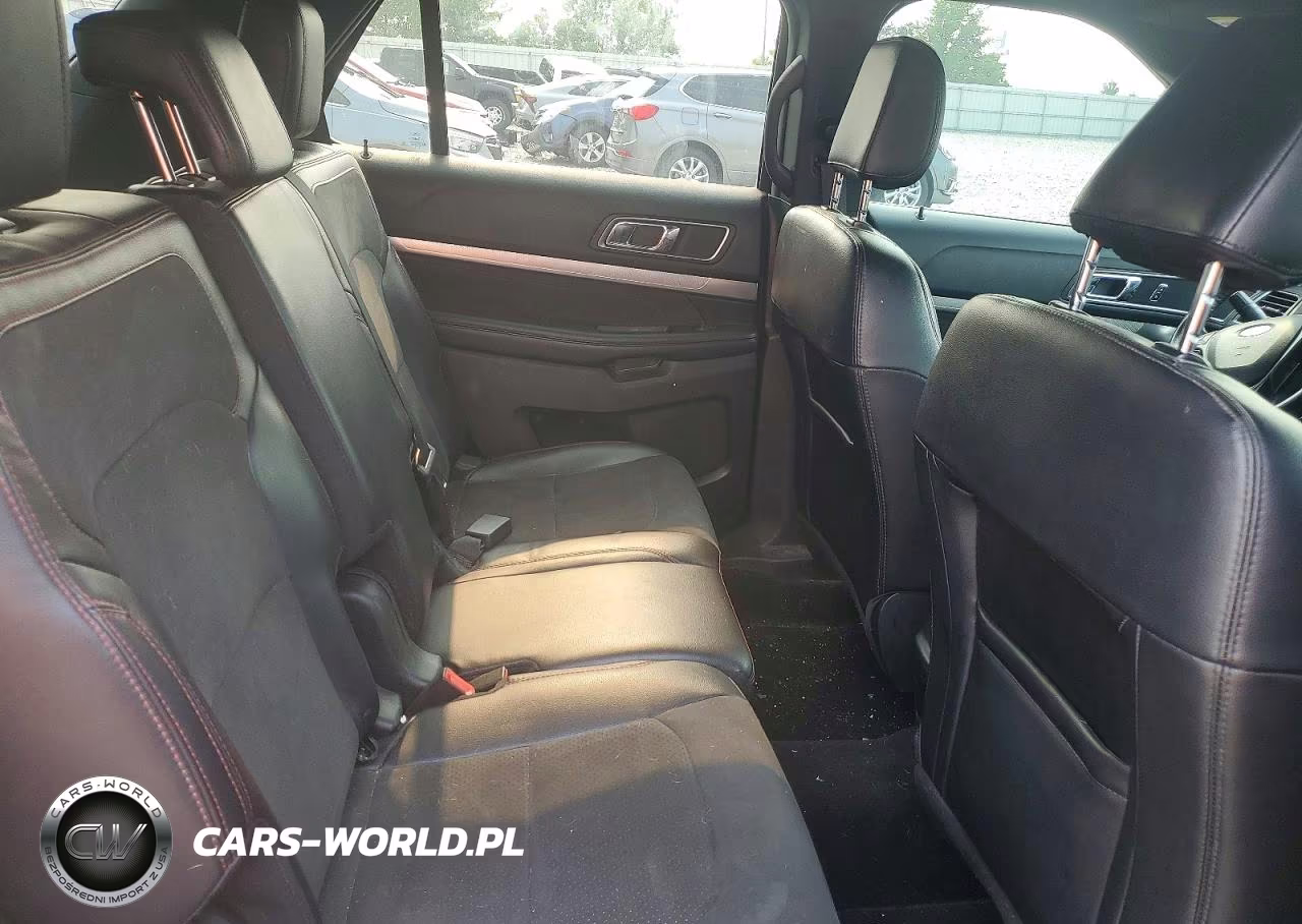 2019 Ford Explorer Xlt VIN:1FM5K8D84KGA39114 - 11