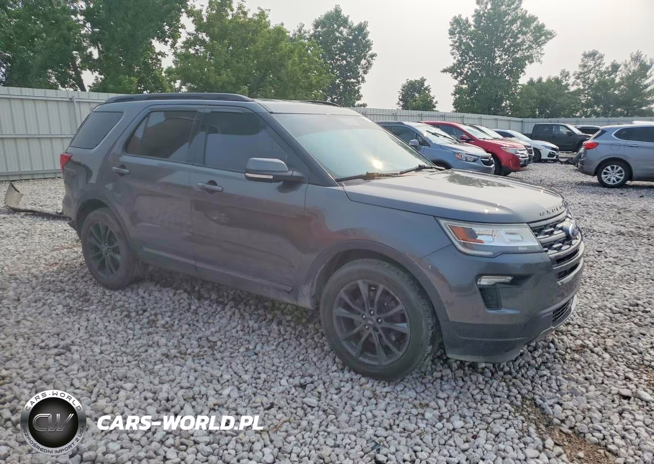 2019 Ford Explorer Xlt VIN:1FM5K8D84KGA39114 - 4