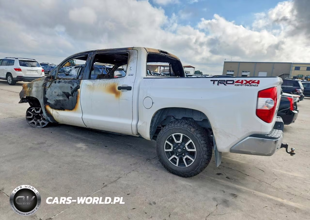 2018 Toyota Tundra Crewmax Sr5 VIN:5TFDW5F11JX699726 - 2