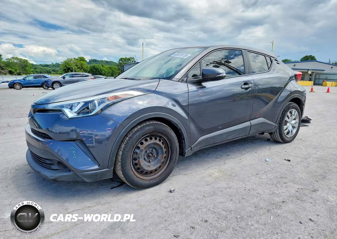 2019 Toyota C-Hr Le – zdjęcie 1 z 13