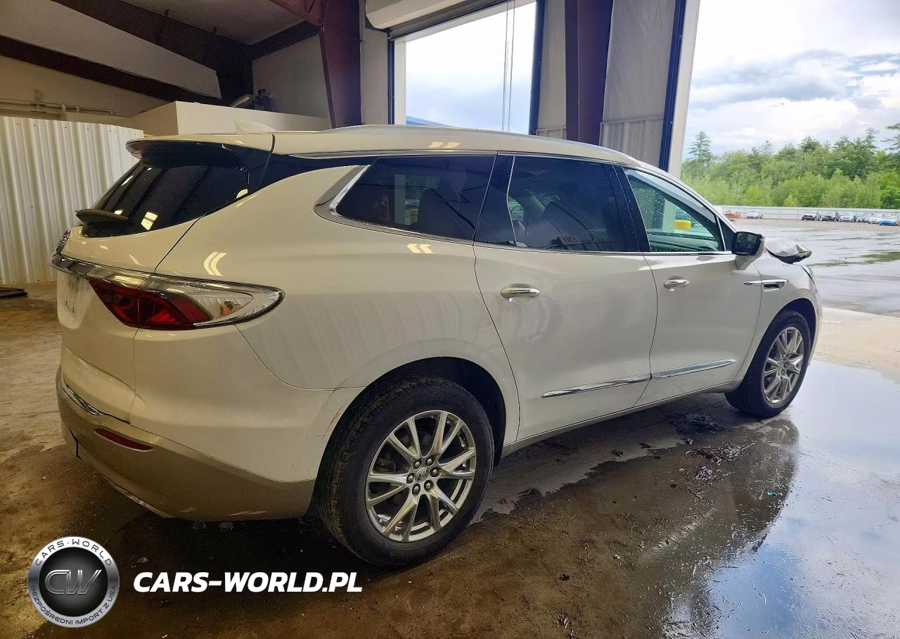 2023 Buick Enclave Essence VIN:5GAEVAKW6PJ137576 - 3