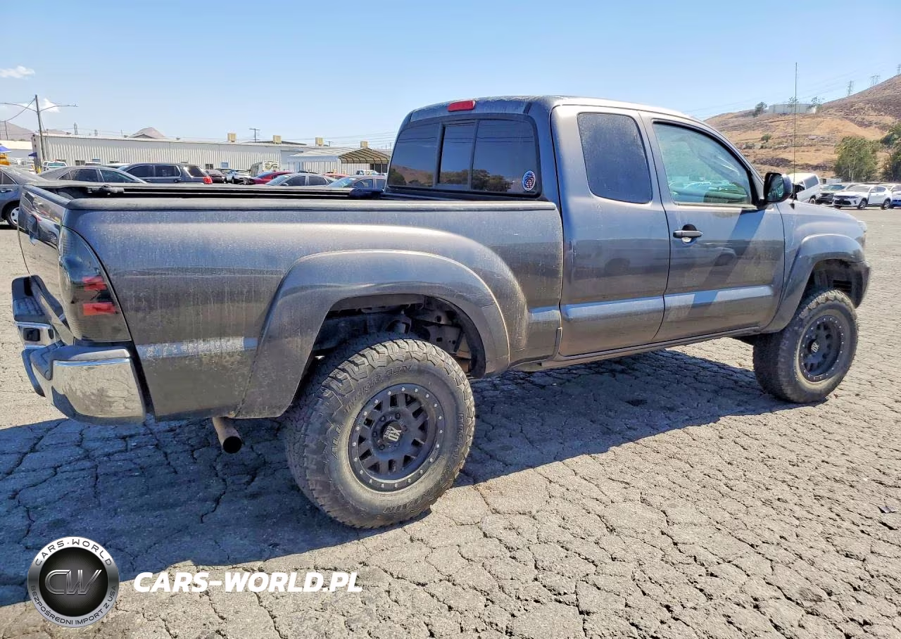 2012 Toyota Tacoma Prerunner Access Cab VIN:5TFTX4GN2CX011756 - 3