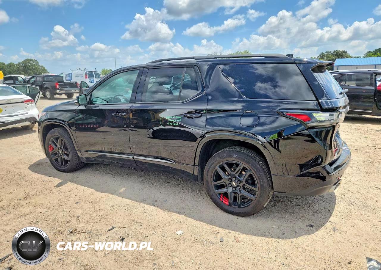 2020 Chevrolet Traverse Premier VIN:1GNEVKKW0LJ135957 - 2