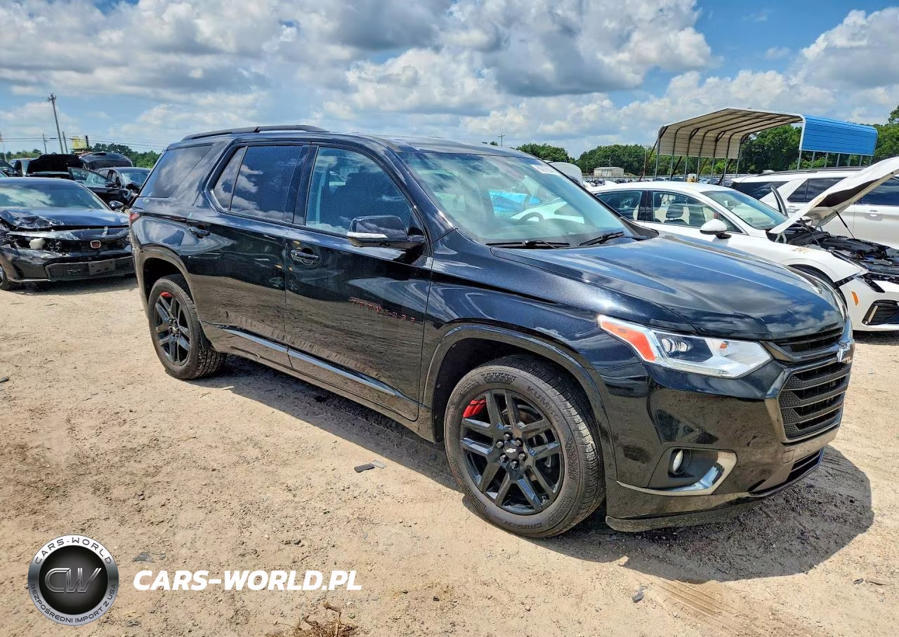 2020 Chevrolet Traverse Premier VIN:1GNEVKKW0LJ135957 - 4