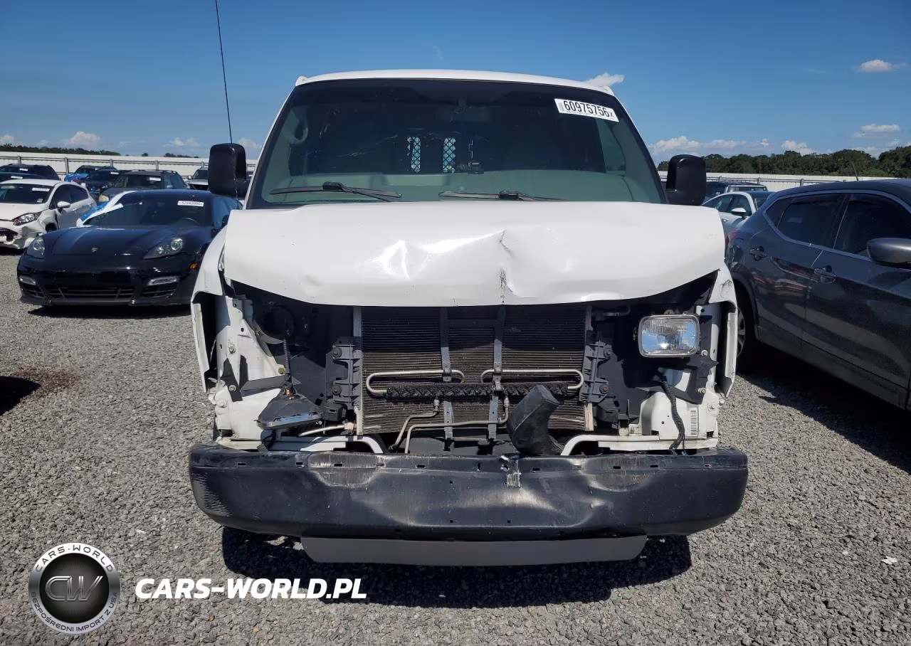 2015 Chevrolet Express G2500 VIN:1GCWGFCFXF1188425 - 5
