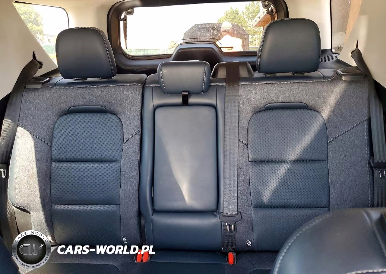2021 Ford Bronco Sport Outer Banks VIN:3FMCR9C66MRB14609 - 10
