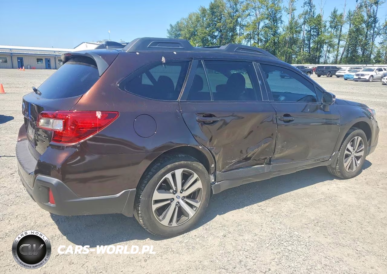 2018 Subaru Outback 3.6R Limited VIN:4S4BSENC3J3219047 - 3
