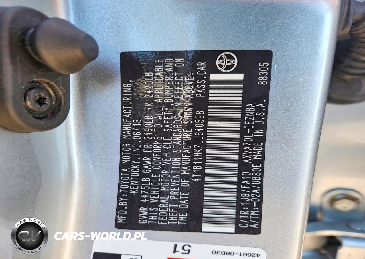 2018 Toyota Camry Le VIN:4T1B11HK7JU640598 - 12