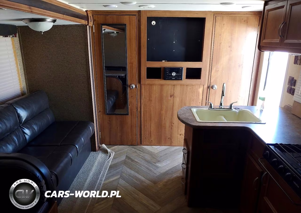 2017 Gulf Stream Ameri Lite Camper VIN:1NL1GTM26H1123816 - 5
