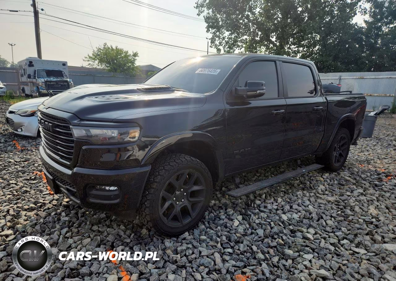 2025 Ram 1500 Laramie VIN:1C6SRFJP9SN613339 - 1