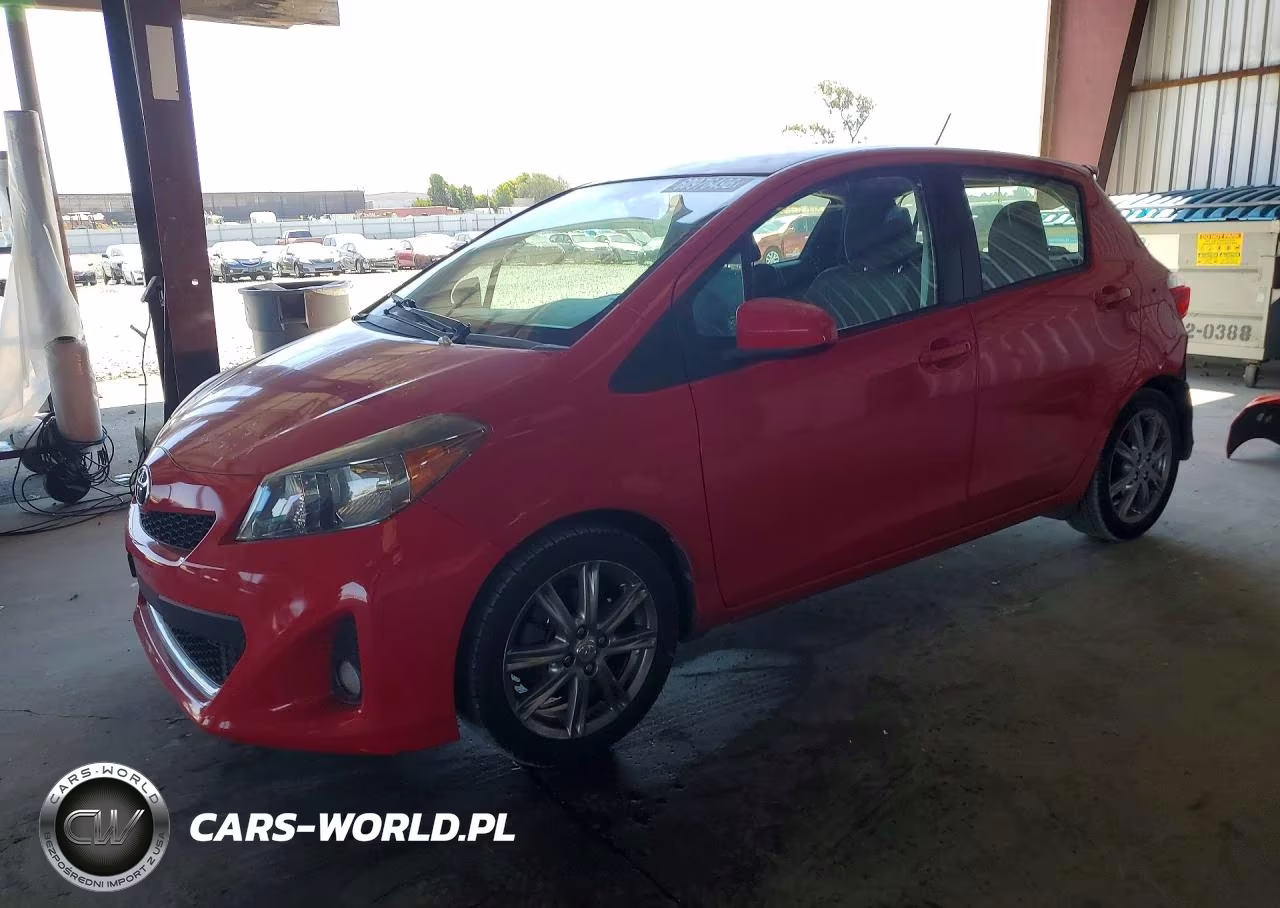 2012 Toyota Yaris 5-Door Se