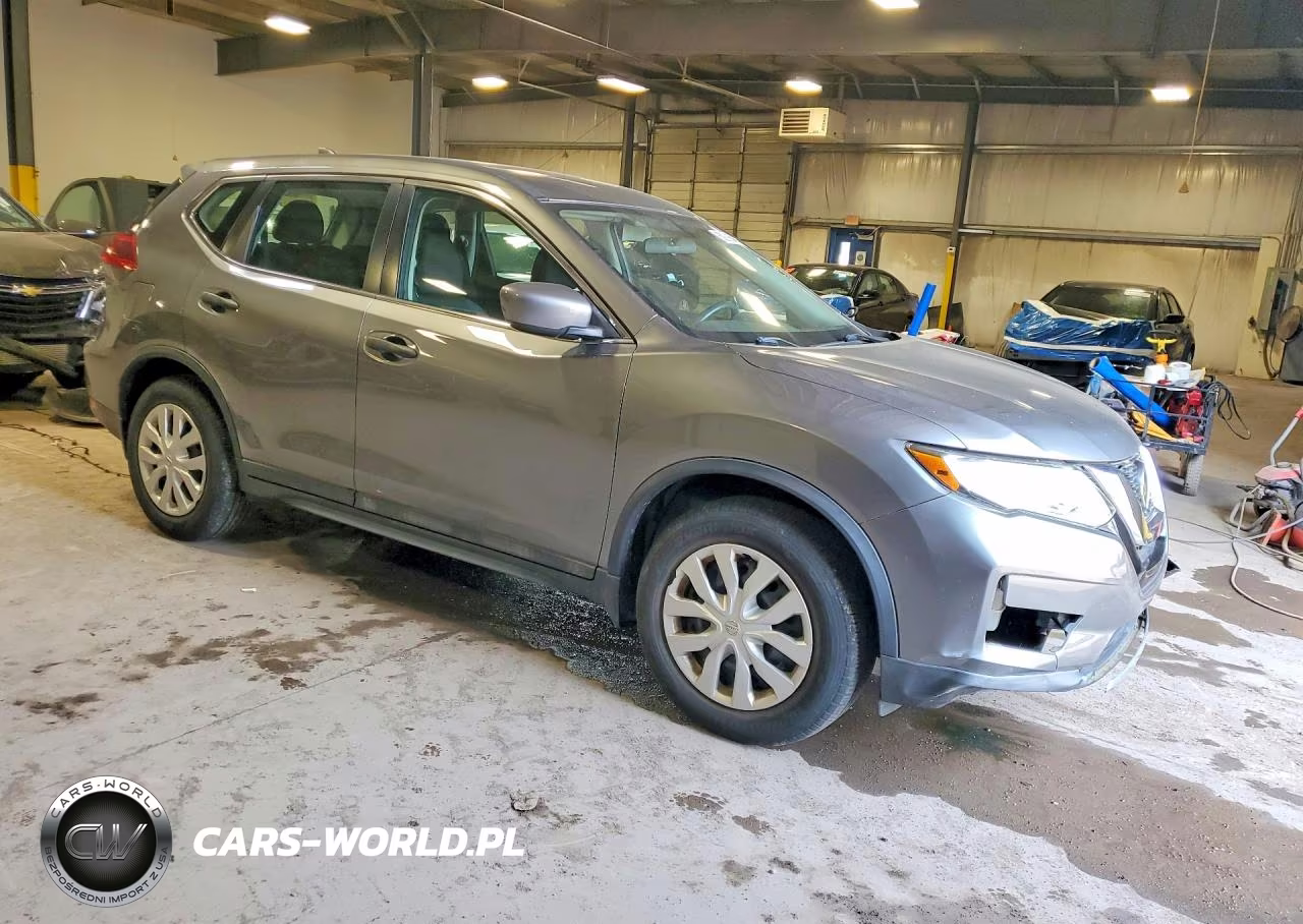 2018 Nissan Rogue S VIN:5N1AT2MT1JC753950 - 4