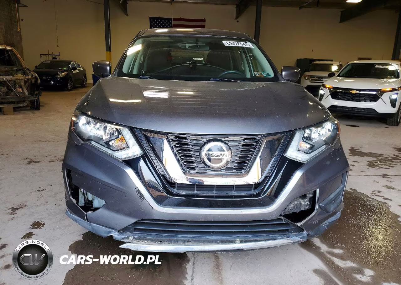 2018 Nissan Rogue S VIN:5N1AT2MT1JC753950 - 5