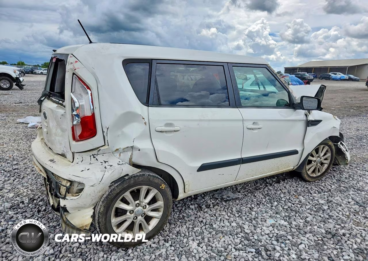 2012 Kia Soul + VIN:KNDJT2A68C7415492 - 3