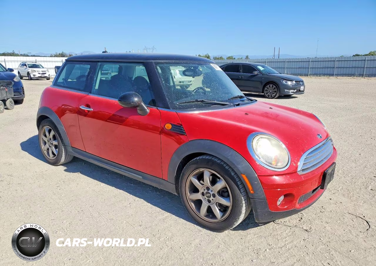 2010 Mini Cooper VIN:WMWMF3C57ATZ23274 - 4
