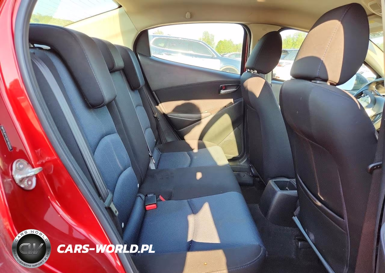 2017 Toyota Yaris Ia Base VIN:3MYDLBYV3HY182025 - 10