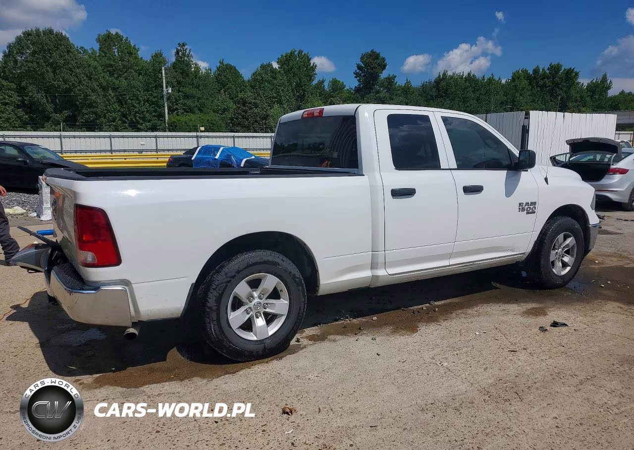 2022 Ram 1500 Classic Tradesman VIN:1C6RR6FGXNS154612 - 3
