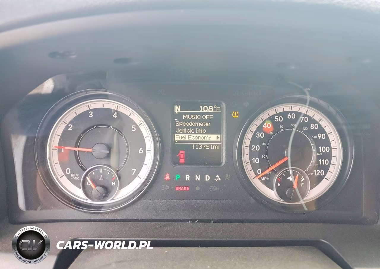 2022 Ram 1500 Classic Tradesman VIN:1C6RR6FGXNS154612 - 9