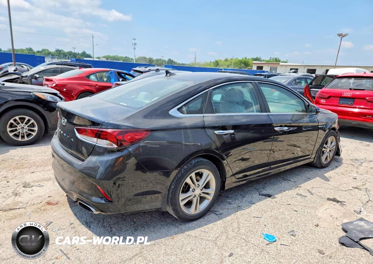 2018 Hyundai Sonata Sel VIN:5NPE34AF8JH630537 - 3