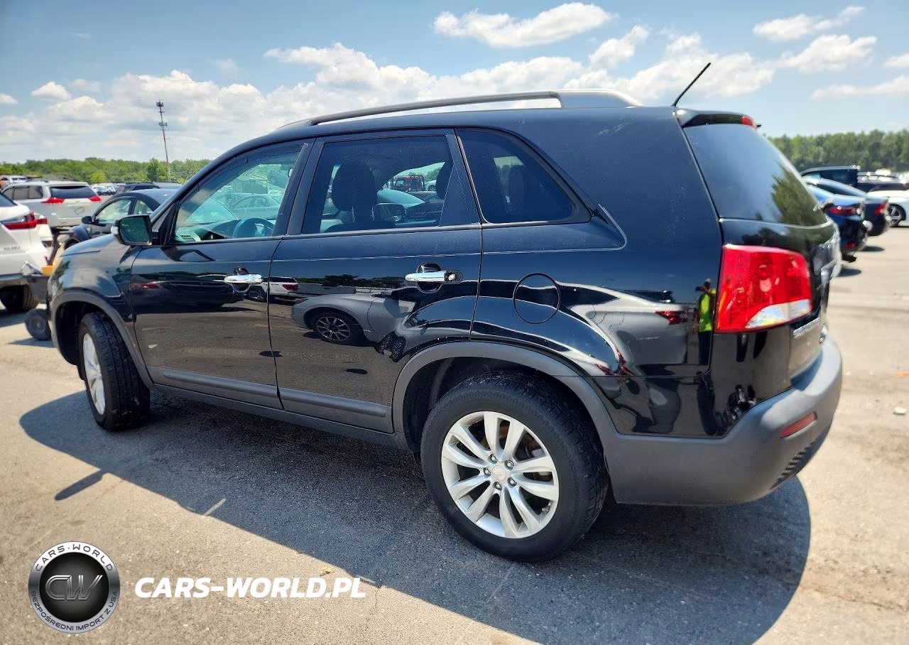 2011 Kia Sorento Lx VIN:5XYKT4A29BG174783 - 2