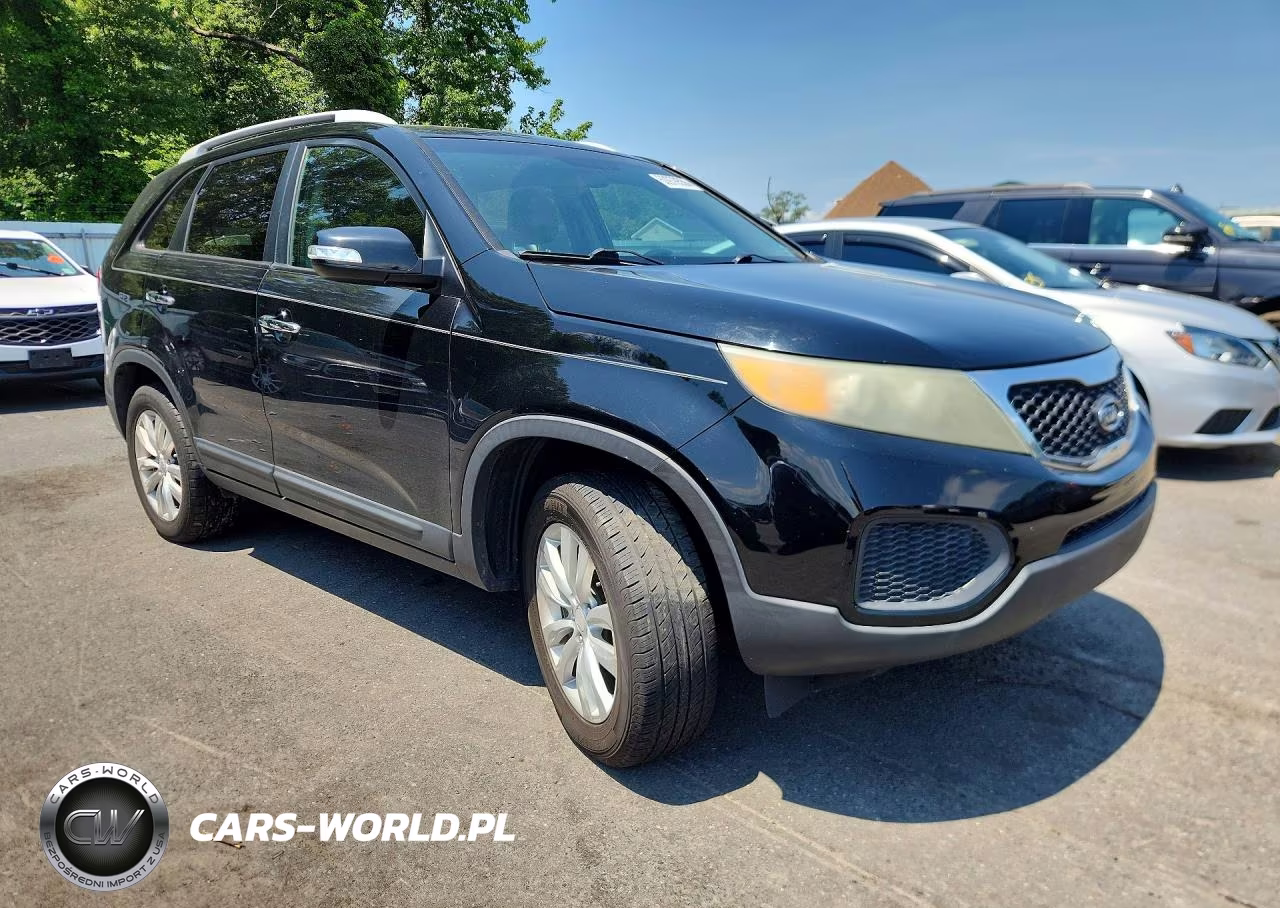 2011 Kia Sorento Lx VIN:5XYKT4A29BG174783 - 4