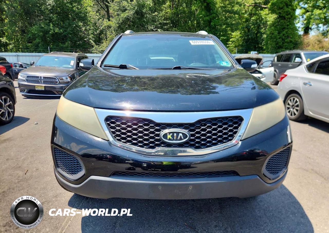 2011 Kia Sorento Lx VIN:5XYKT4A29BG174783 - 5