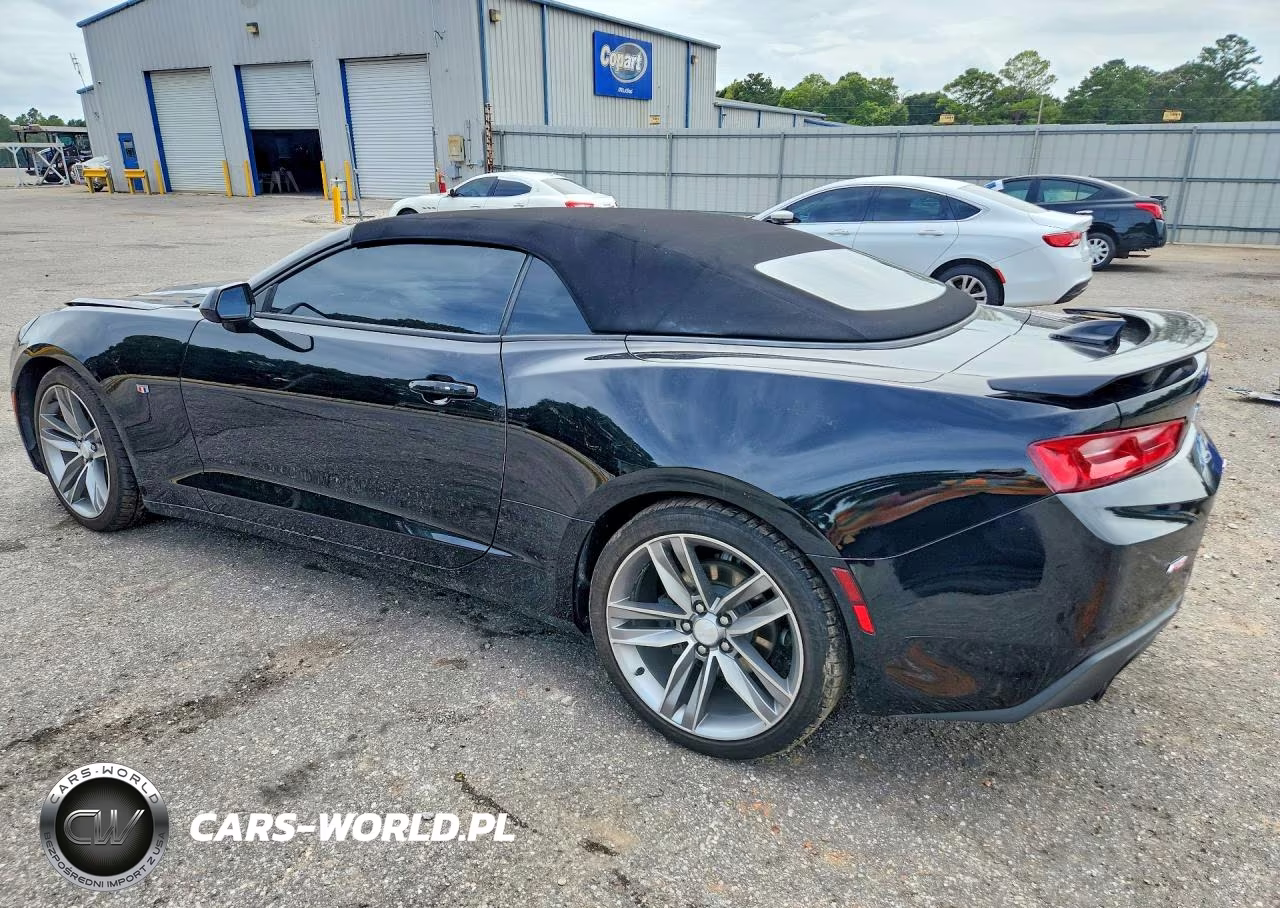 2017 Chevrolet Camaro Lt VIN:1G1FB3DX8H0105483 - 2