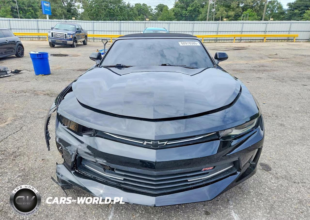 2017 Chevrolet Camaro Lt VIN:1G1FB3DX8H0105483 - 5