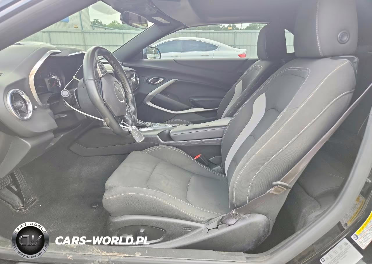 2017 Chevrolet Camaro Lt VIN:1G1FB3DX8H0105483 - 7