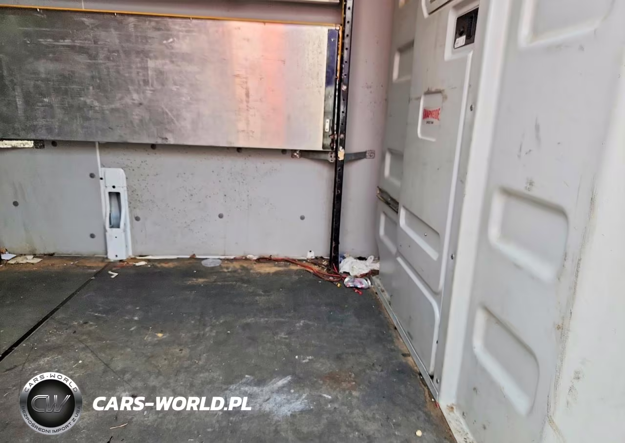 2022 Ford Transit 350 Delivery Van VIN:1FTBW3X83NKA22204 - 11