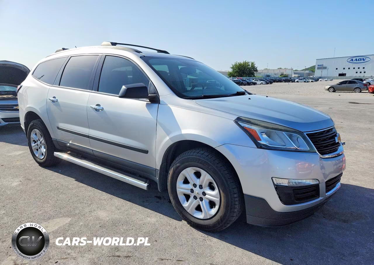 2014 Chevrolet Traverse Ls VIN:1GNKRFKD7EJ280123 - 4