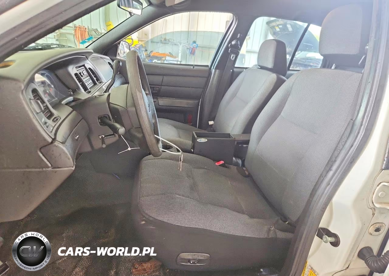 2010 Ford Crown Victoria Police Interceptor VIN:2FABP7BV1AX135177 - 7