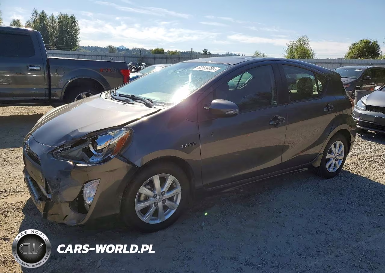 2017 Toyota Prius C Four