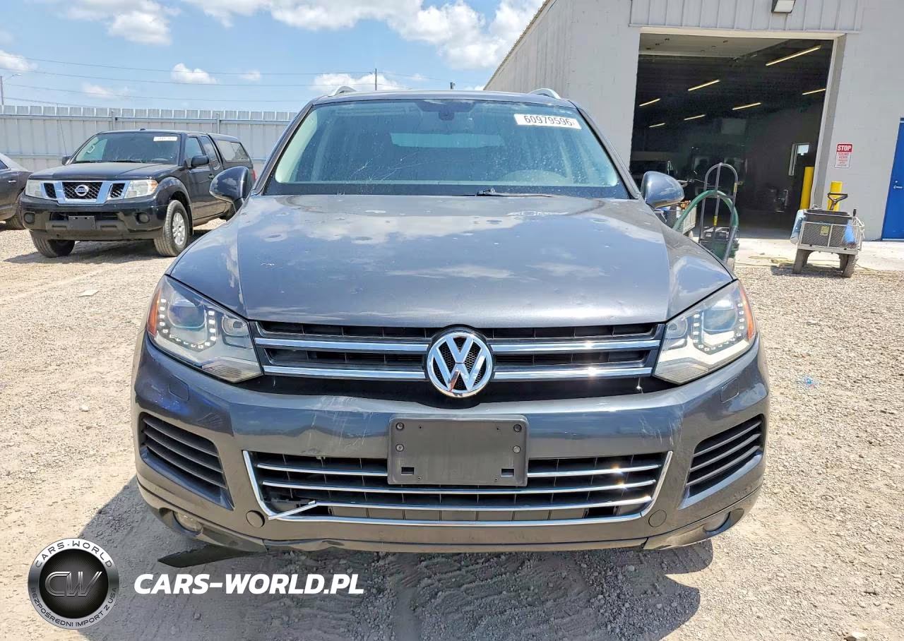 2014 Volkswagen Touareg V6 VIN:WVGEF9BP2ED003917 - 5