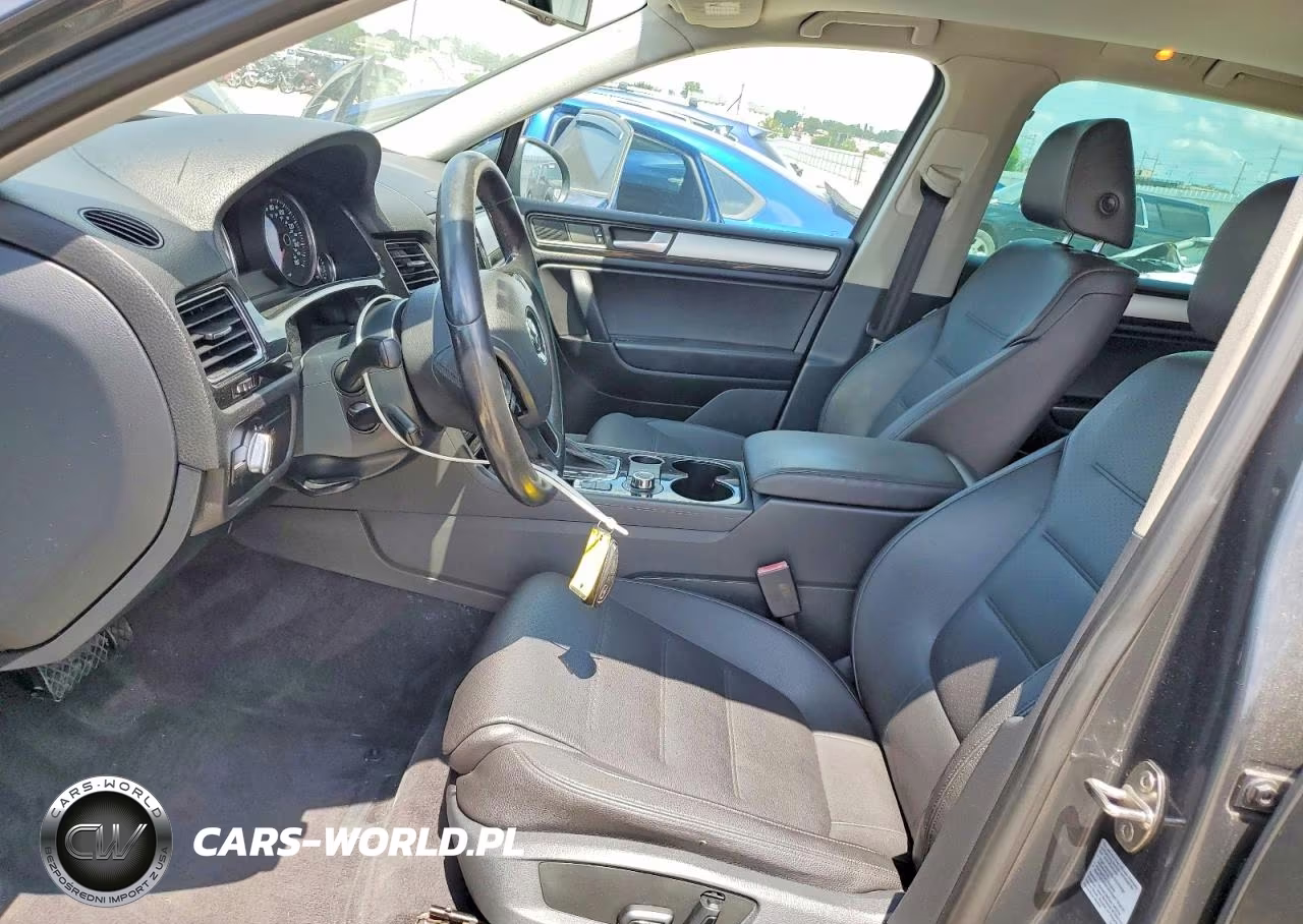 2014 Volkswagen Touareg V6 VIN:WVGEF9BP2ED003917 - 7