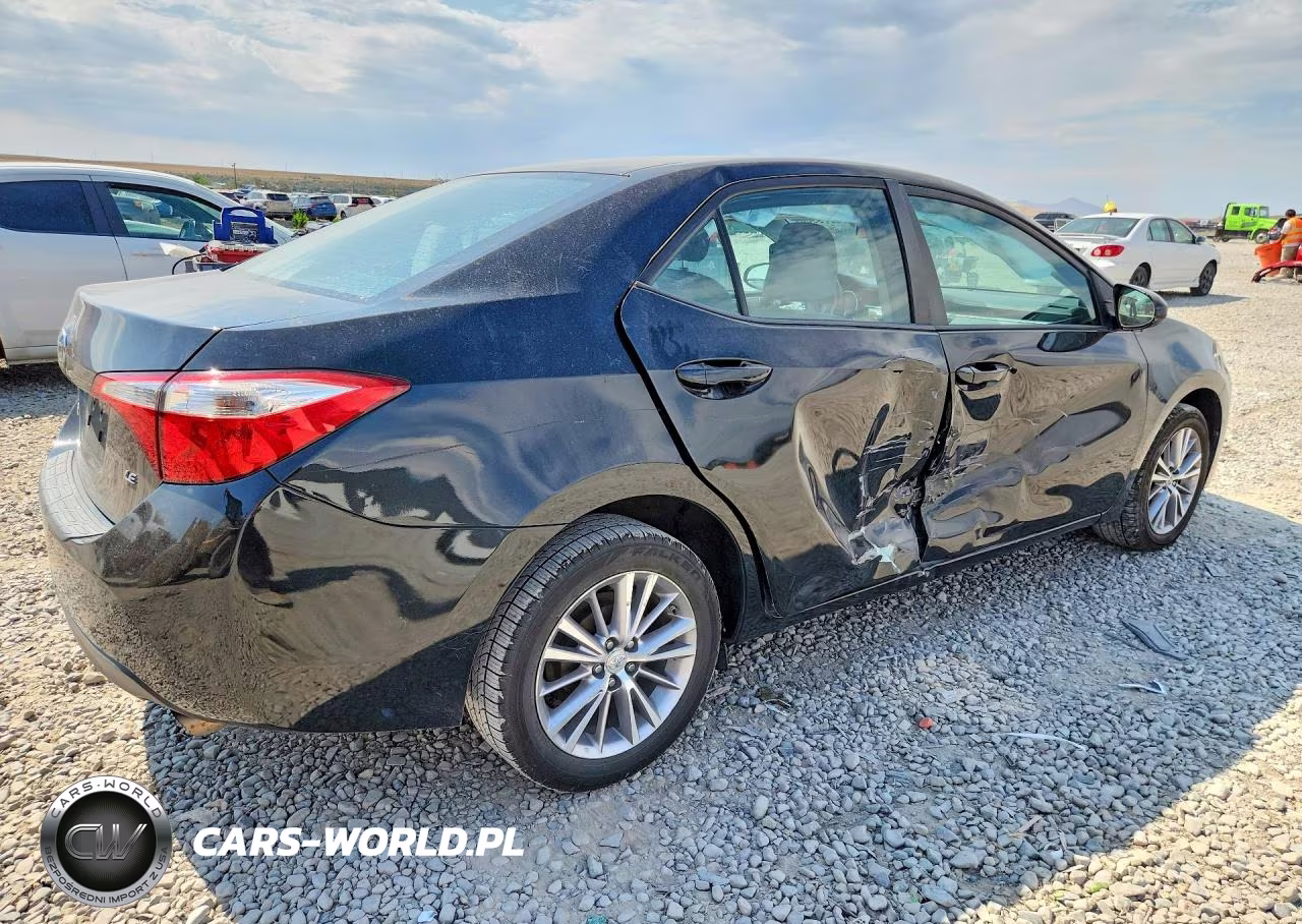 2014 Toyota Corolla Le Plus VIN:5YFBURHE7EP159970 - 3