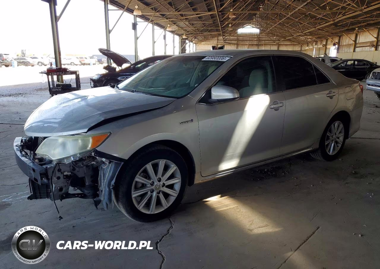2012 Toyota Camry Hybrid Xle – zdjęcie 1 z 12