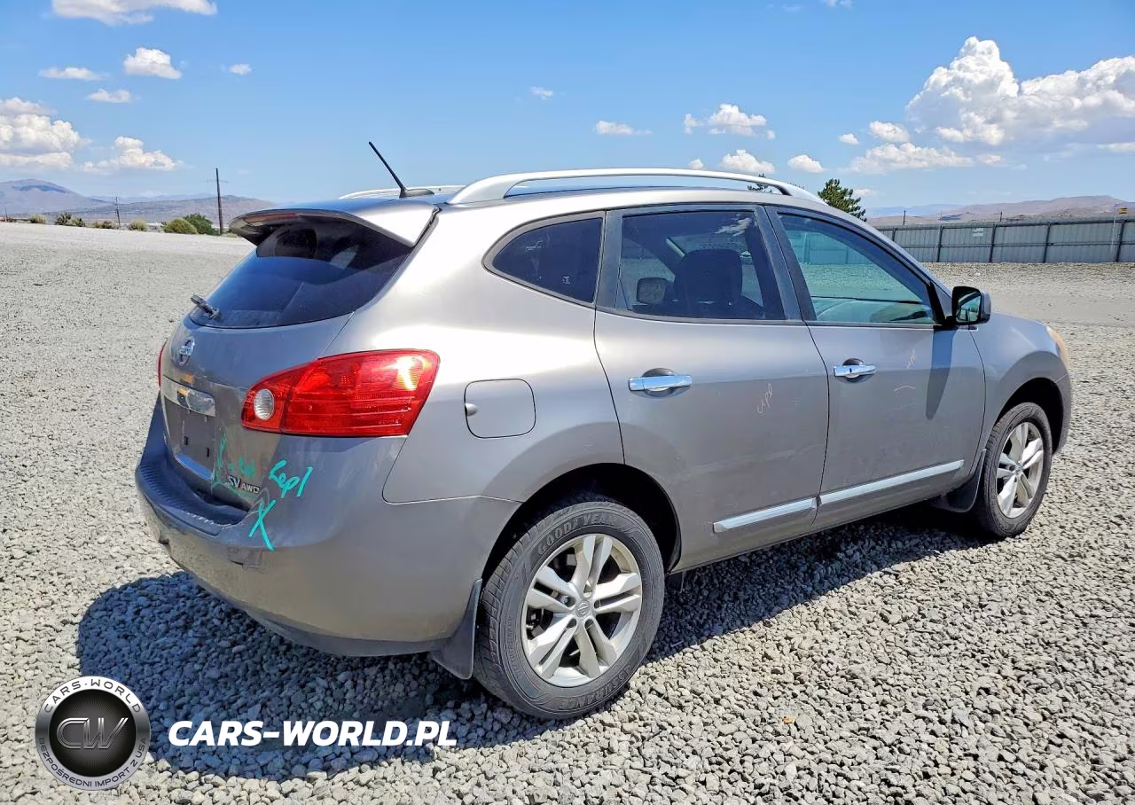 2013 Nissan Rogue S VIN:JN8AS5MV3DW140830 - 3