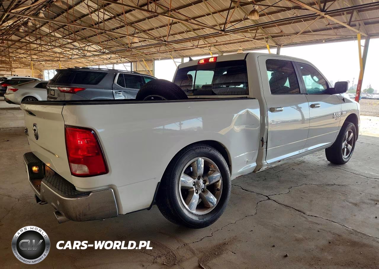 2019 Ram 1500 Classic Slt VIN:1C6RR6TT2KS694064 - 3