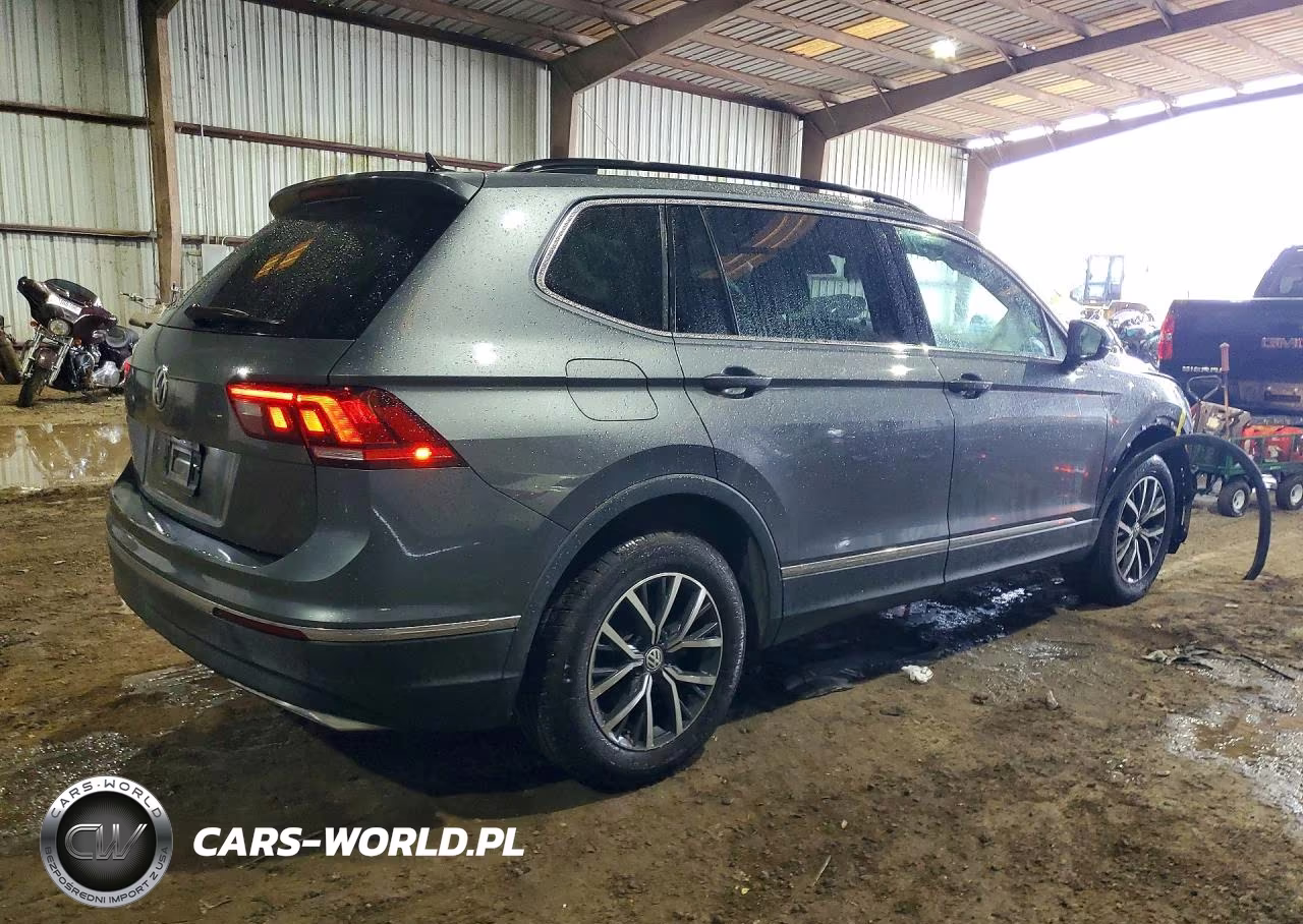 2020 Volkswagen Tiguan Se VIN:3VV3B7AX6LM071802 - 3