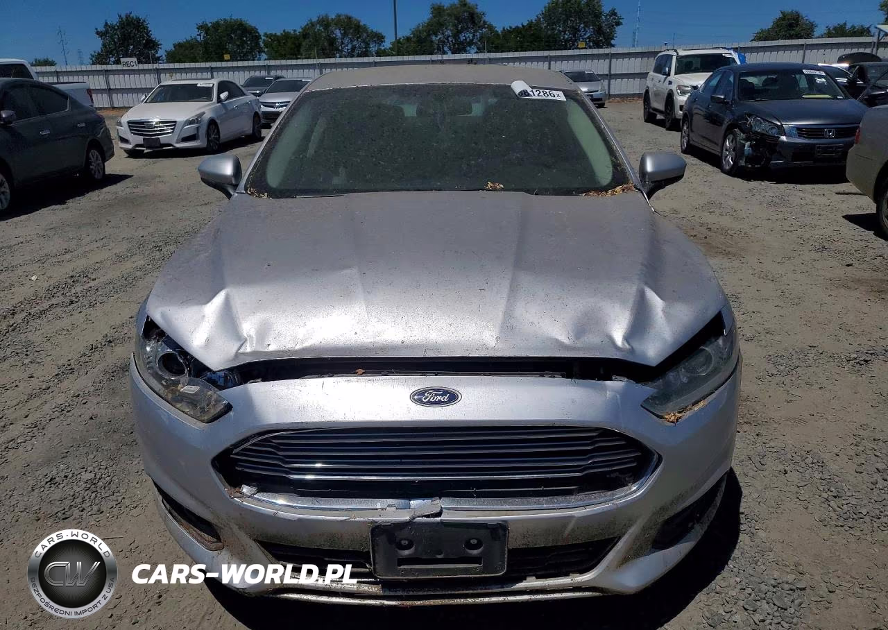 2014 Ford Fusion S VIN:3FA6P0G70ER129409 - 5