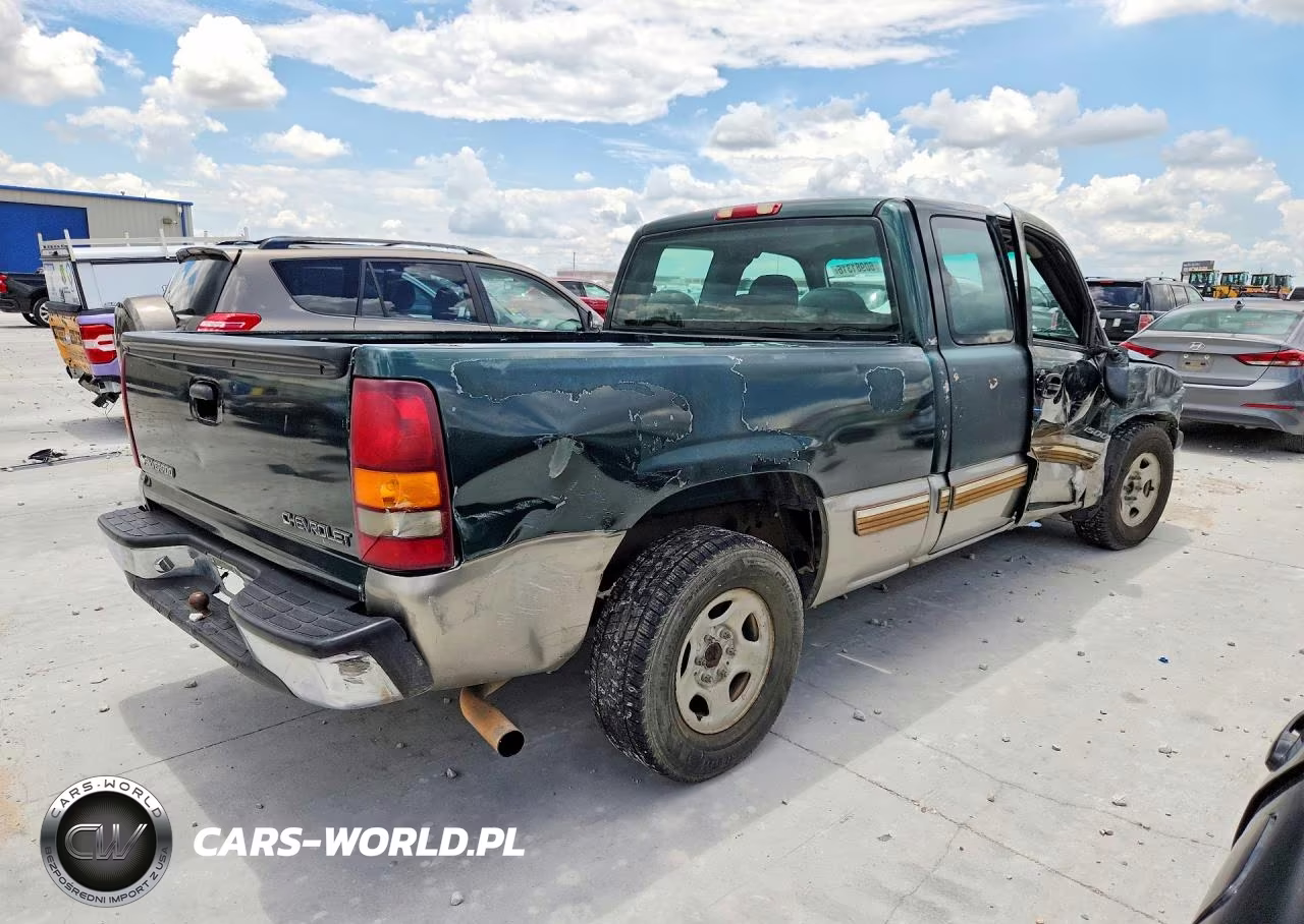 2001 Chevrolet Silverado C1500 VIN:2GCEC19V911332347 - 3