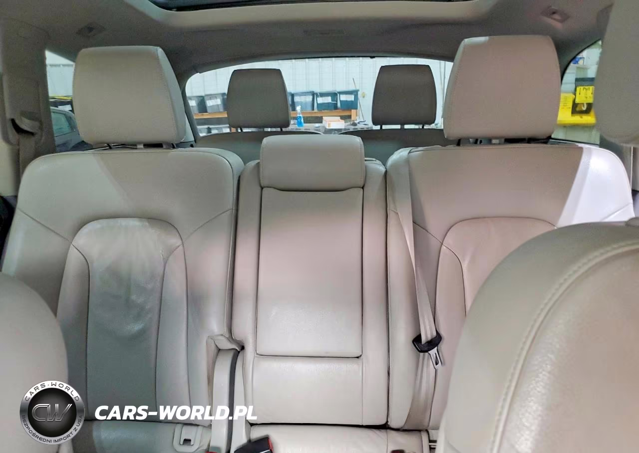 2015 Audi Q7 Premium Plus VIN:WA1LGAFE8FD004911 - 10