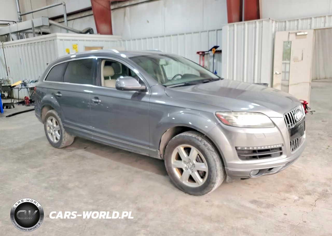 2015 Audi Q7 Premium Plus VIN:WA1LGAFE8FD004911 - 4