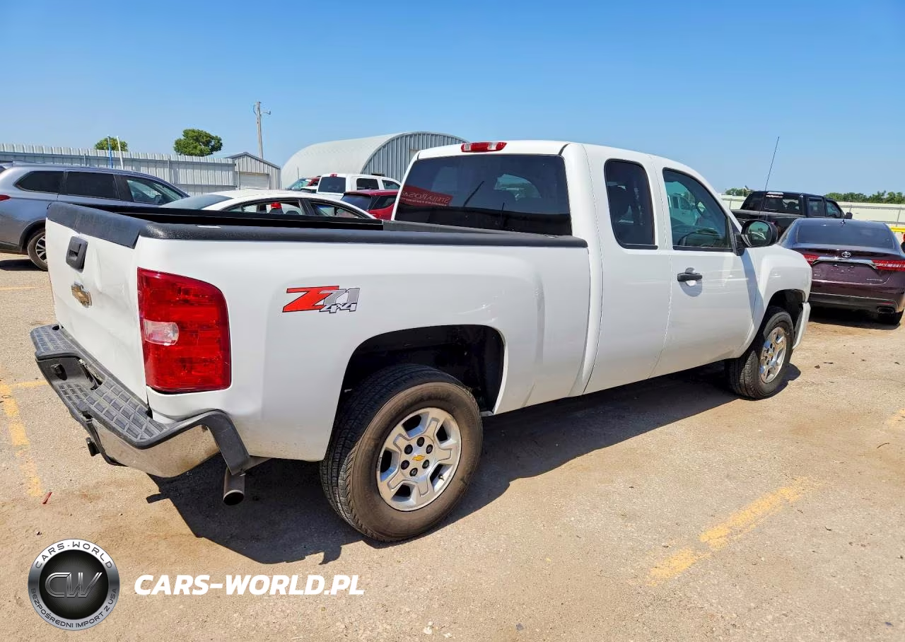 2007 Chevrolet Silverado K1500 VIN:2GCEK19J871704060 - 3