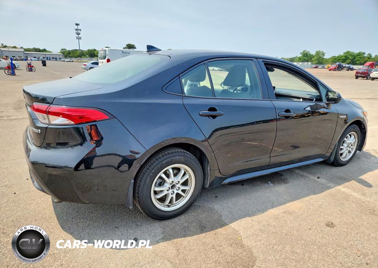 2021 Toyota Corolla Le VIN:JTDEAMDE4MJ015455 - 3
