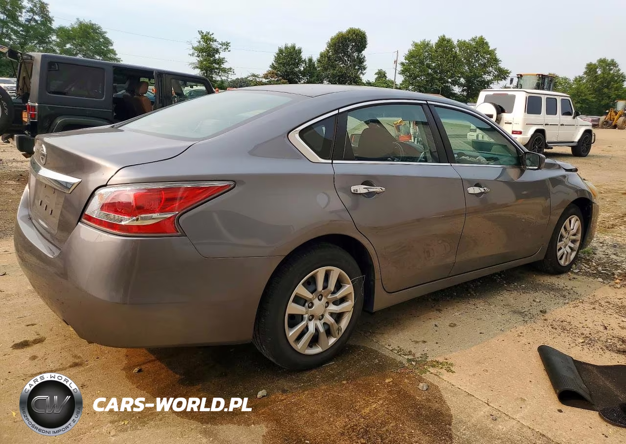 2015 Nissan Altima 2.5 VIN:1N4AL3AP9FC417977 - 3