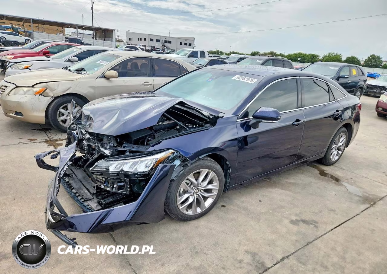 2021 Toyota Avalon Xle – zdjęcie 1 z 13