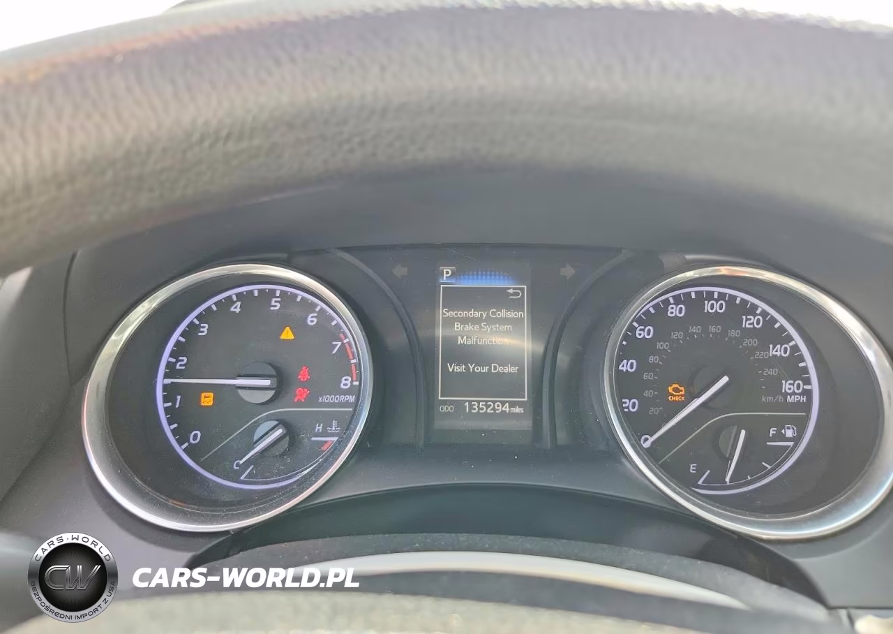 2018 Toyota Camry L VIN:4T1B11HK4JU635651 - 9