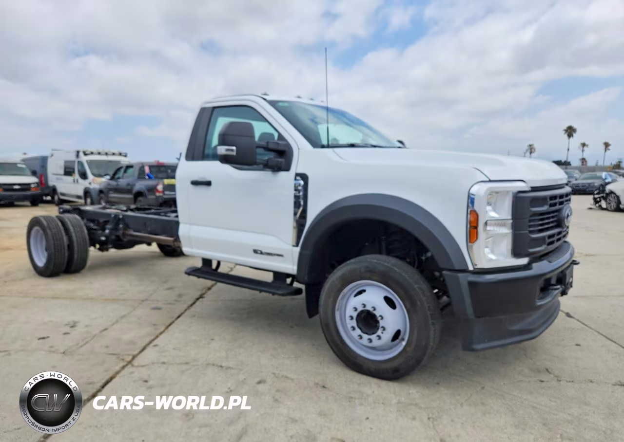 2024 Ford F550 Super Duty VIN:1FDUF5GT8RDA09415 - 4